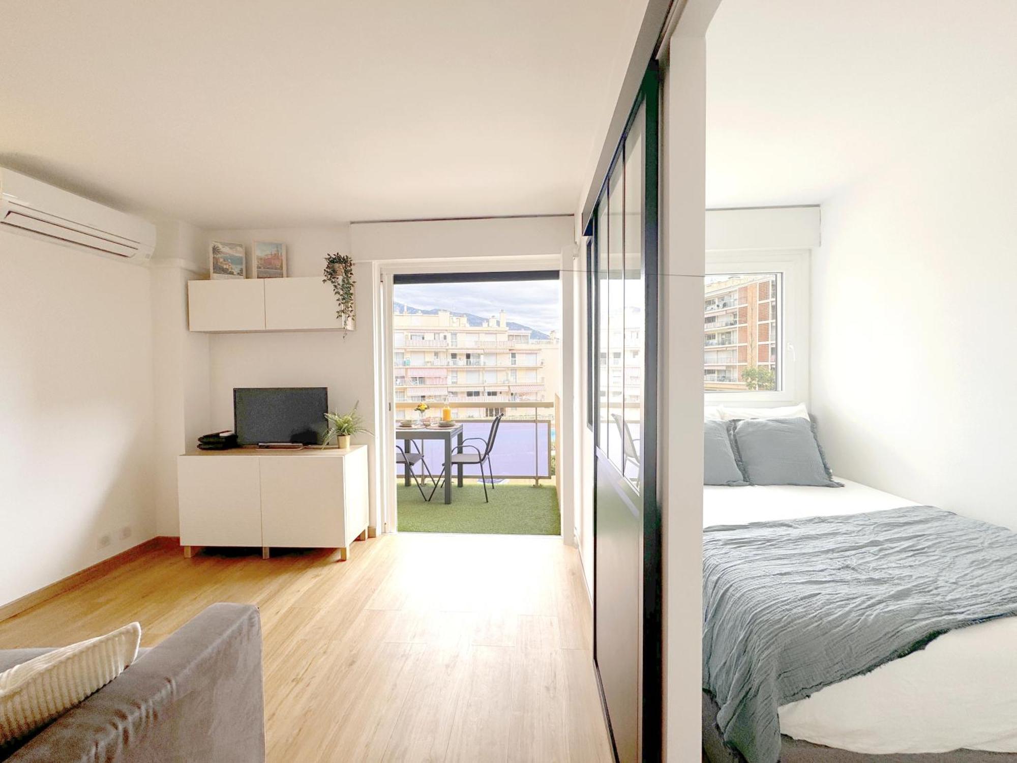 Apartment Charming 2-rooms - Walk To Beach, Near Monaco & Menton Roquebrune-Cap-Martin
